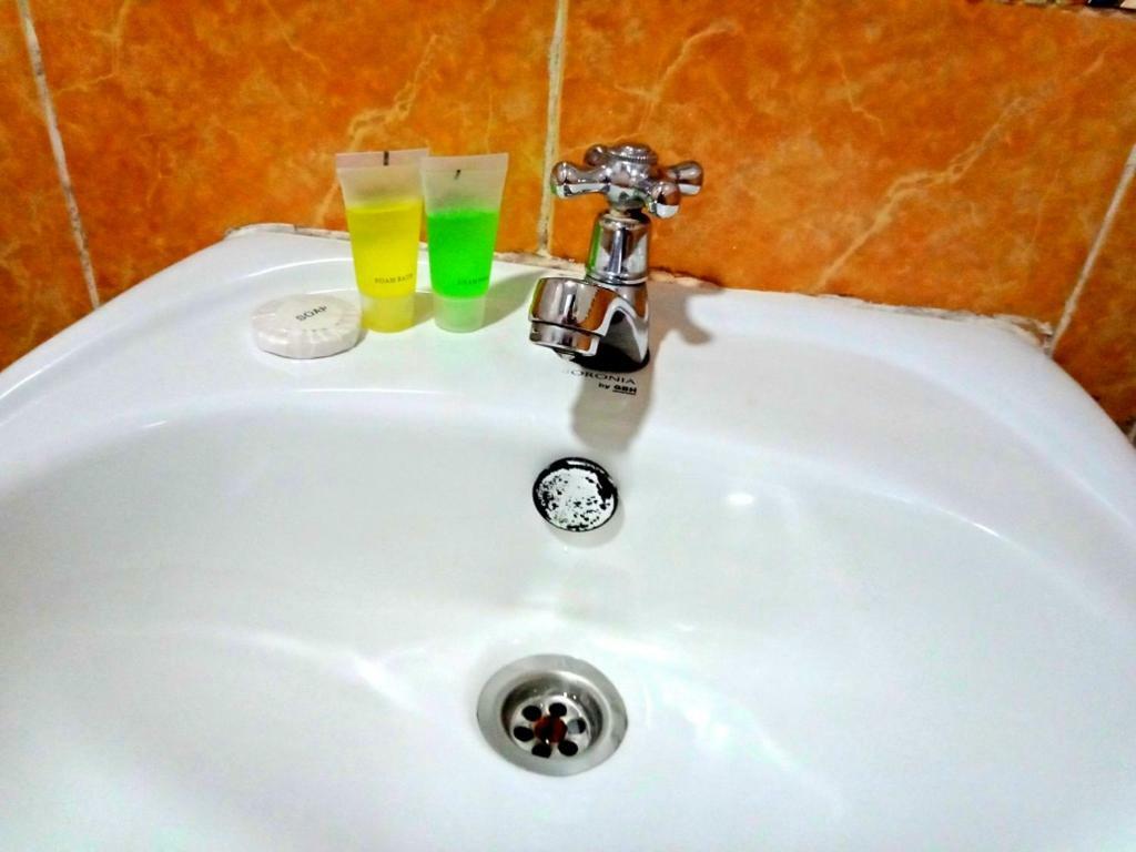Easy Hotel @ Ampang Batu Empat Exterior foto
